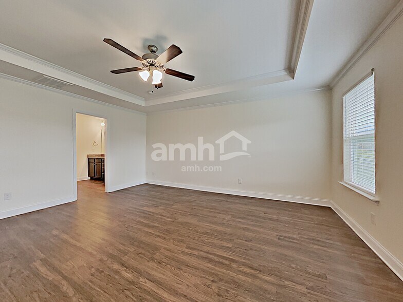 Building Photo - 175 Havenbrook Dr