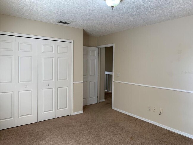 Building Photo - 12685 Enclave Dr