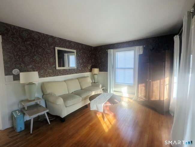 Building Photo - 22 Stillman Ave