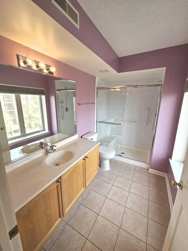 Building Photo - 655 Perrie Dr