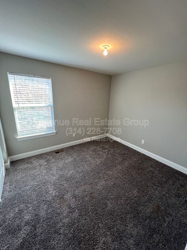 Building Photo - 486 Timber Valley Trail