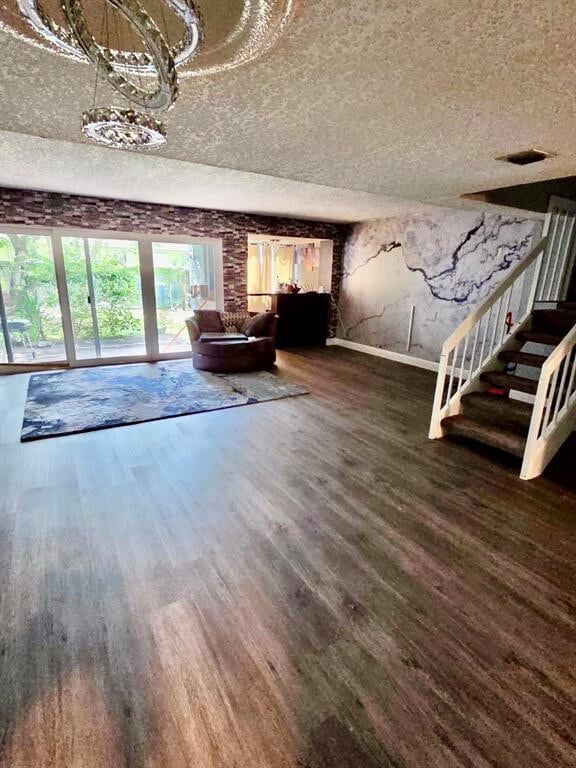 Building Photo - 1833 NW 12th Ave