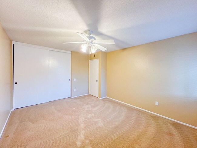 Building Photo - Cypress 2 Bed Townhome - 2 Car Garage - Gorgeous - Amenities Galore!!!!!