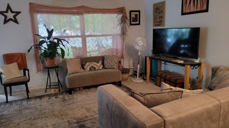 Building Photo - 1021A Park Ave