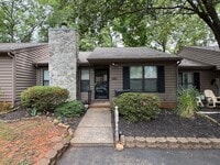 Building Photo - 133 Cedar Hollow St