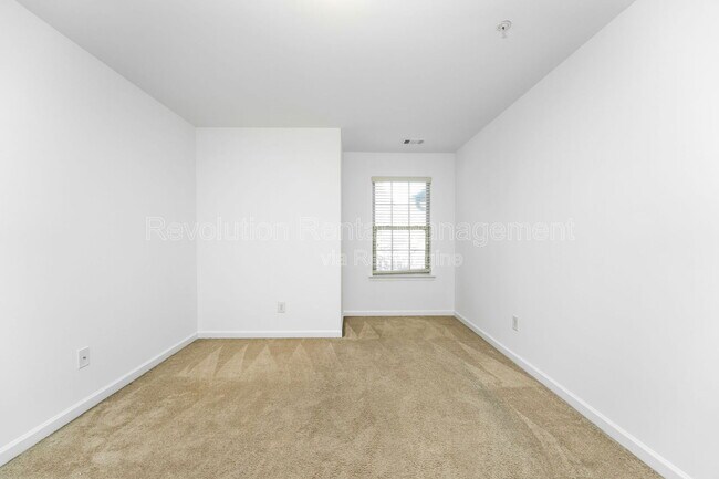 Building Photo - 3447 Desoto Rd