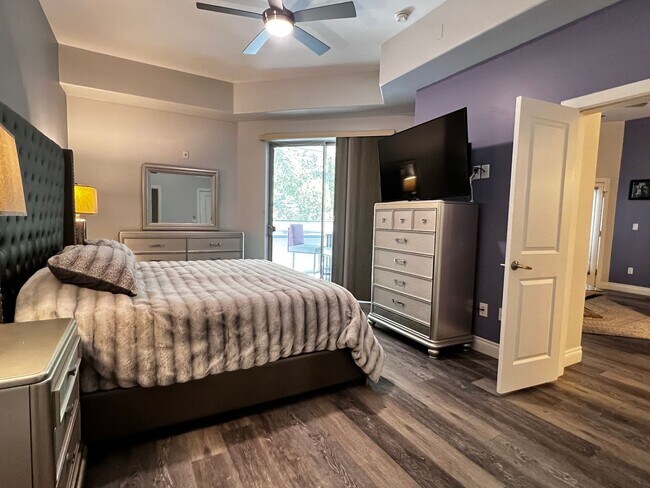 Building Photo - 2 Bed 2 Bath Furnished Condo Tempe Resort-...
