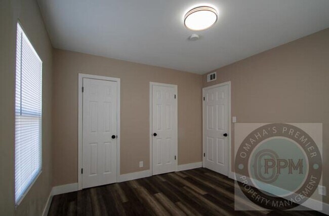 Building Photo - Discover 3309 S 32 Avenue in Omaha, NE