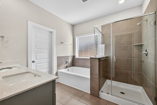 Building Photo - 3102 Winding Mile Ct