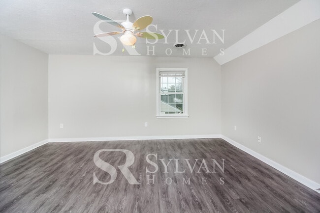 Building Photo - 4036 Hilltop Field Dr