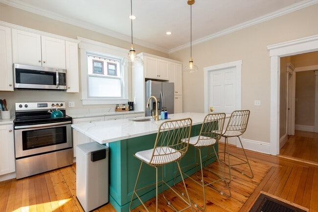 Building Photo - 23 Atlantic St