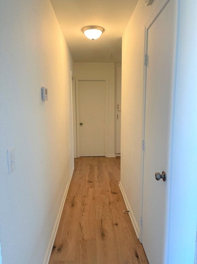 Building Photo - Ask About The Move In Special!!!
