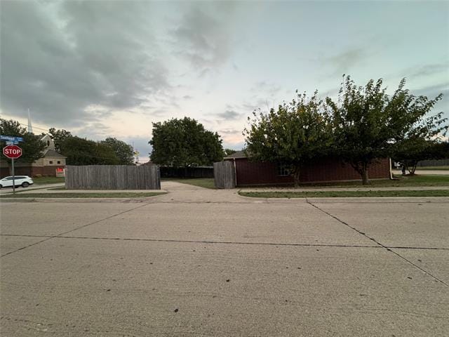 Building Photo - 823 Colson Dr