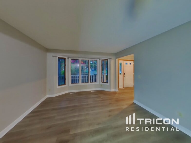 Building Photo - 13537 Dellwood Ct