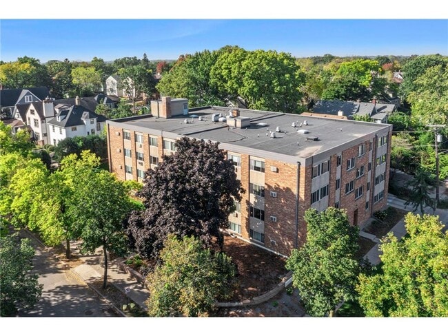 Building Photo - 4400 Upton Ave S