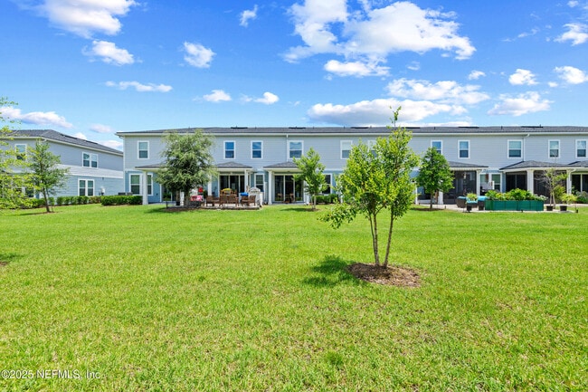 Building Photo - 243 Pine Bluff Dr