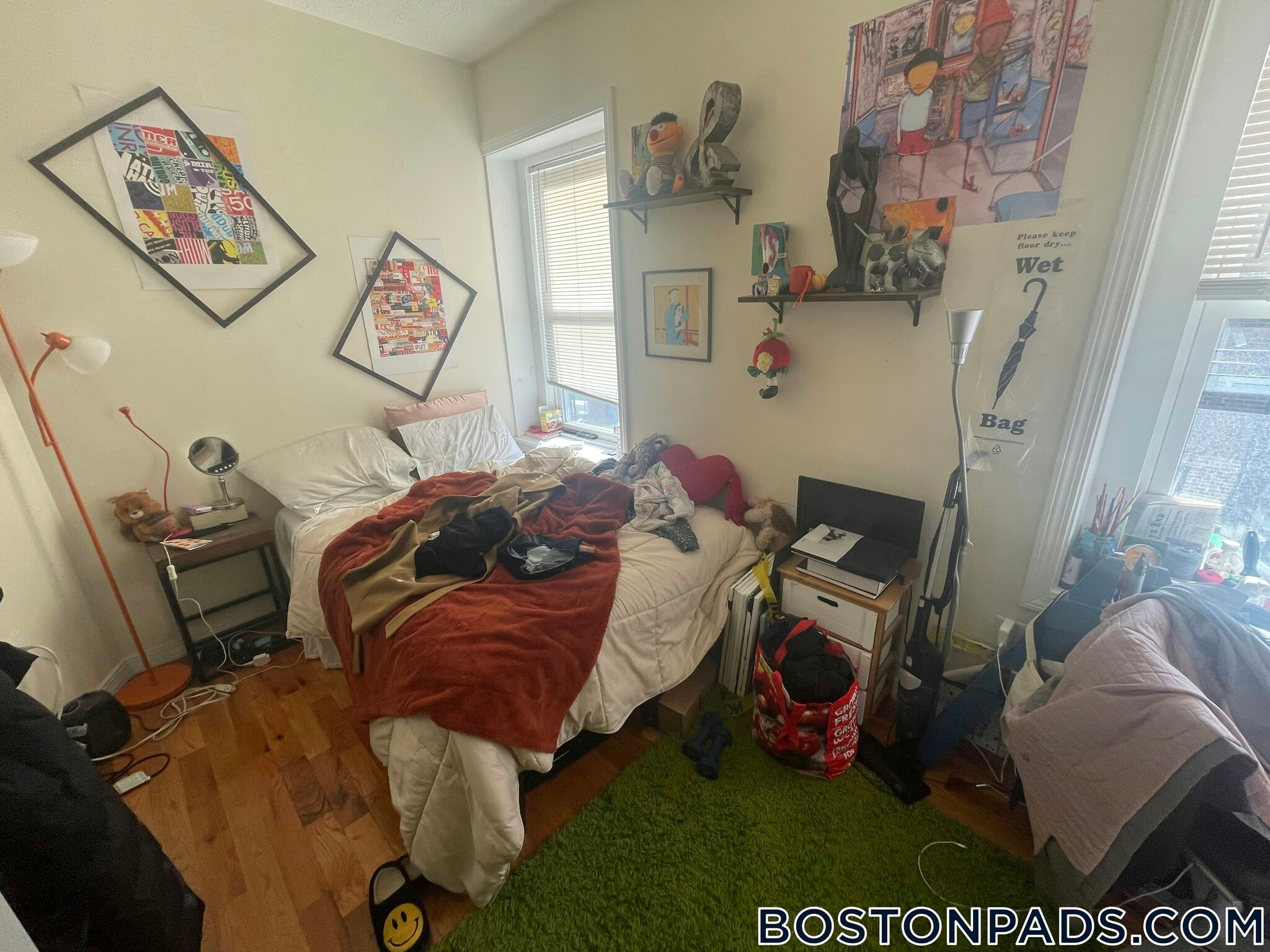 Building Photo - 92 Endicott St