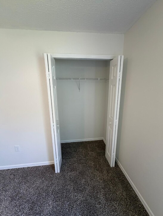 Building Photo - 3015 Elbib Dr