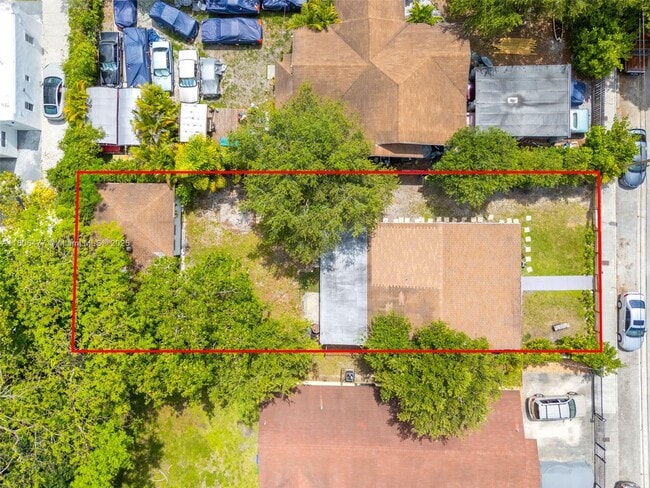 Building Photo - 315 NW 50th St