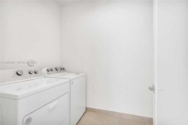 Building Photo - 8037 NW 42nd St