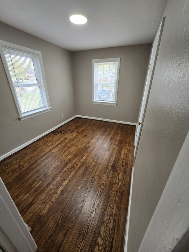 Building Photo - Florissant 3-Bedroom Rental – Affordable & Move-In Ready