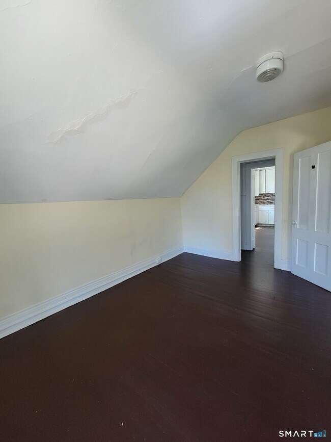 Building Photo - 120 North St