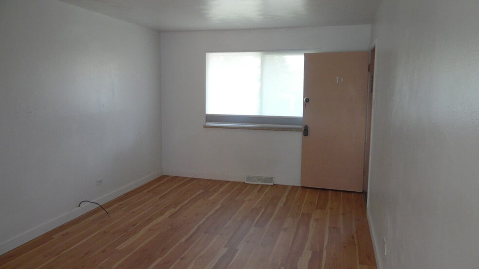 Building Photo - 720 Miller Ct