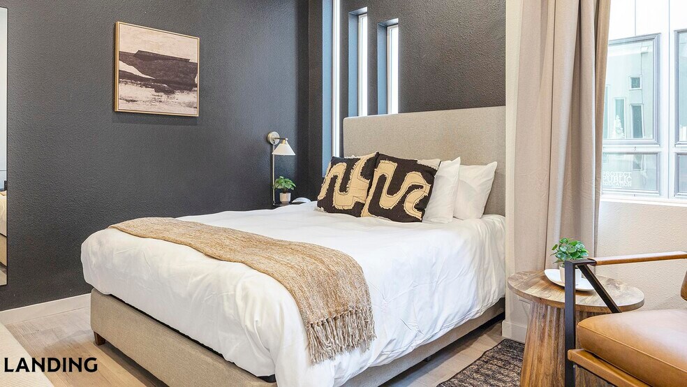 Building Photo - 3024-3024 Zuni St