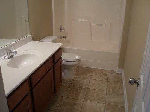 Building Photo - 2300 Harvest Ridge Cir NE