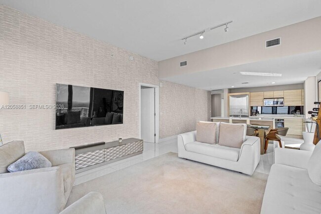Building Photo - 16385 Biscayne Blvd