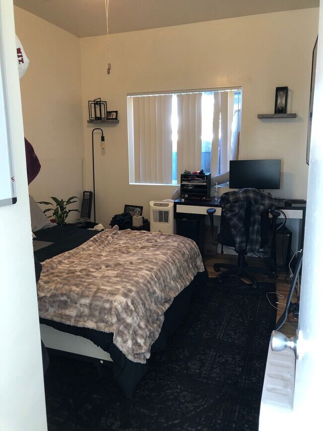 Building Photo - 6228 Stewart St