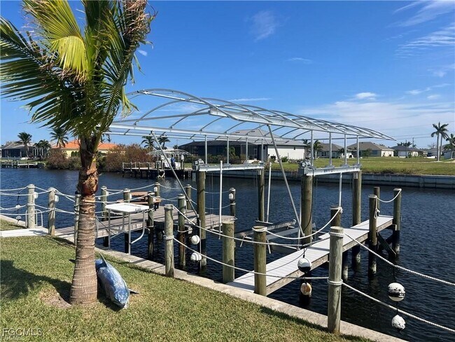 Building Photo - 1215 NW 38th Ave