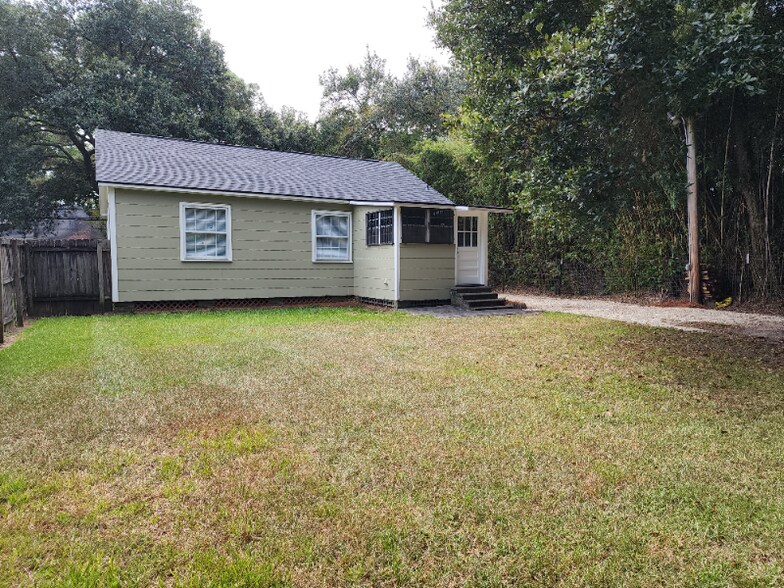 Building Photo - 1214 Palmetto St
