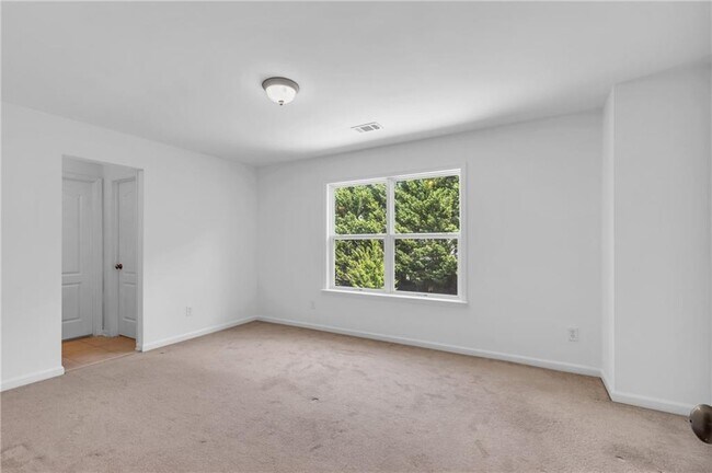 Building Photo - 5480 Beaver Ridge Dr