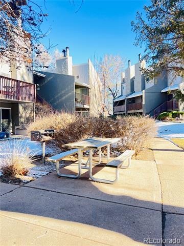 Building Photo - 5300 E Cherry Creek S Dr