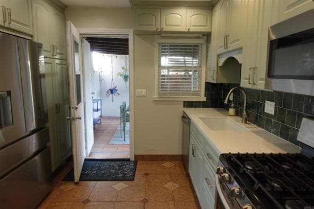 Building Photo - 3082 Juniper St