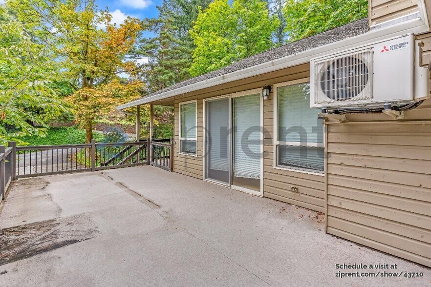 Building Photo - 1236 SW 58th Ave