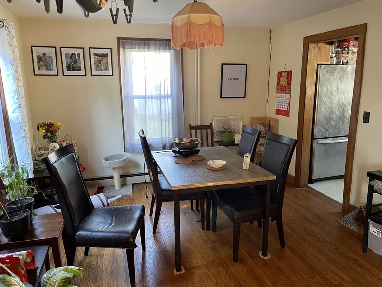 Dining Room - 156 E Cherry Ln