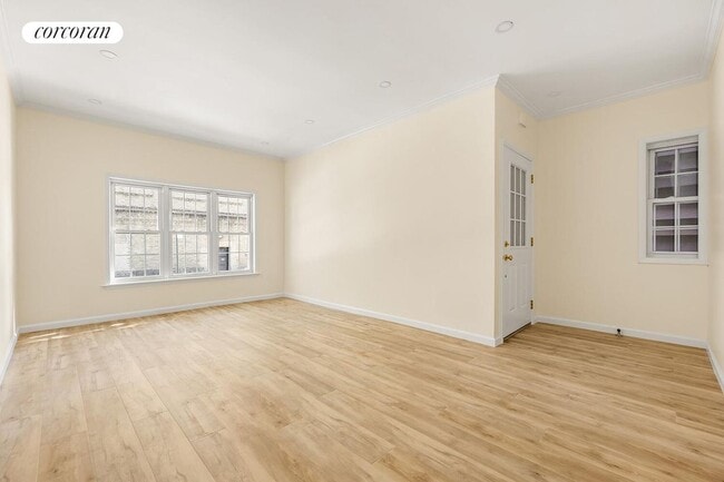 Primary Photo - 40-30 58th St