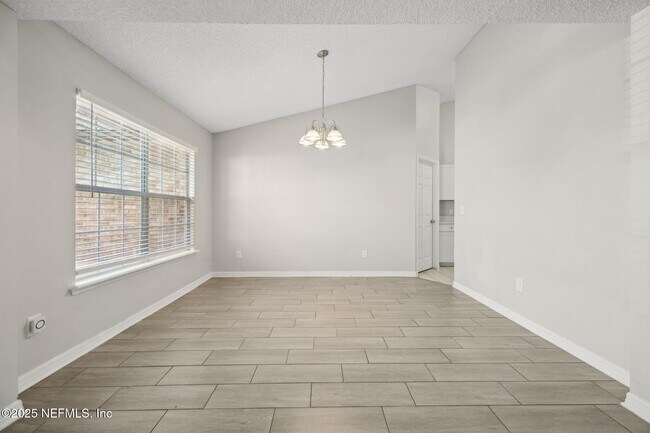 Building Photo - 3446 Bristol Bridge Rd