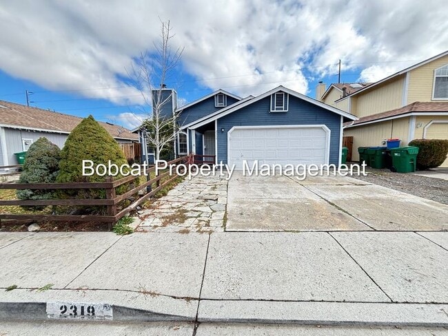 Building Photo - 2319 Blue Haven Ln