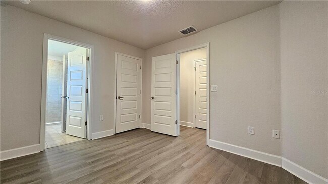 Building Photo - 5050 SW 91st St