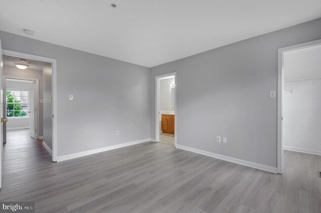 Building Photo - 3917 Elkhorn Cir