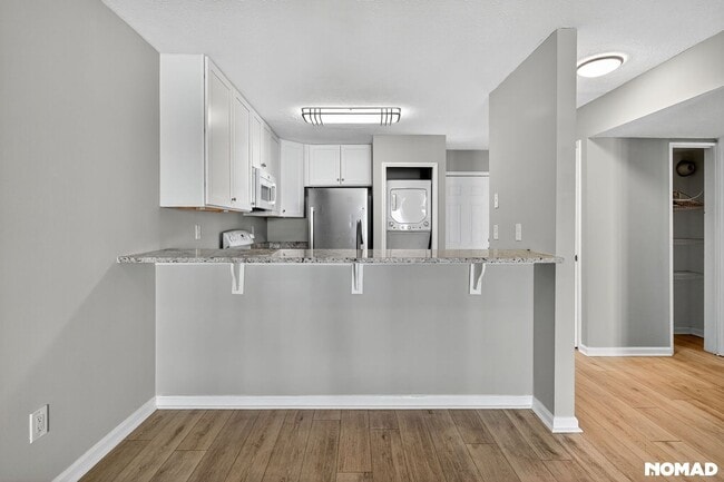 Building Photo - 209 Sunn Aire Ct