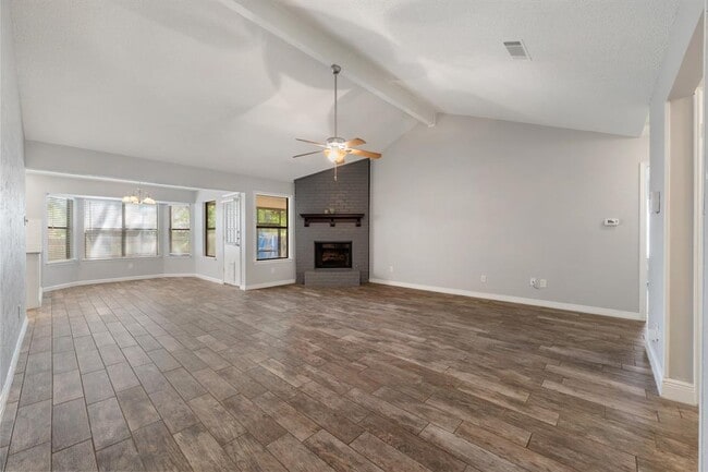 Building Photo - 7501 Whistlestop Dr