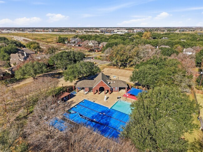 Building Photo - 4208 Greystone Way