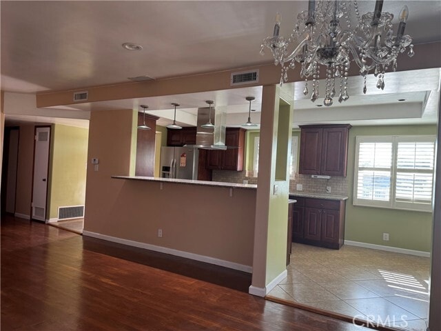 Building Photo - 12871 Russell Ave