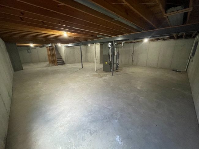 Building Photo - 153 Sweetgum Dr