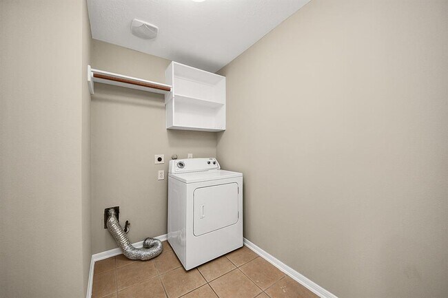 Building Photo - 22035 Emerald Run Ln