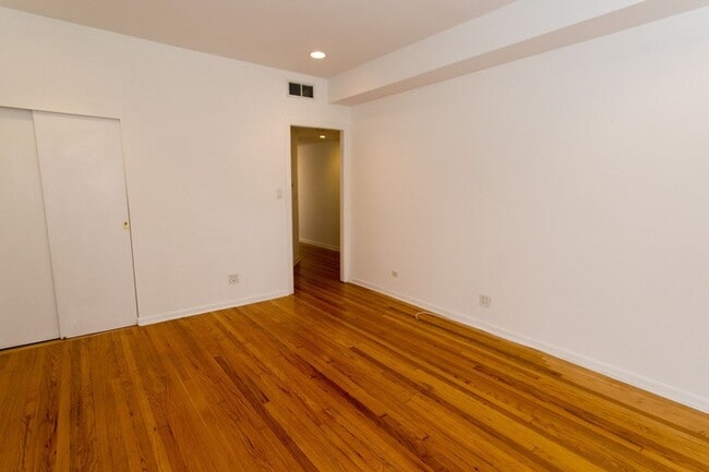 Floorplan - 5532 S. Kimbark Avenue